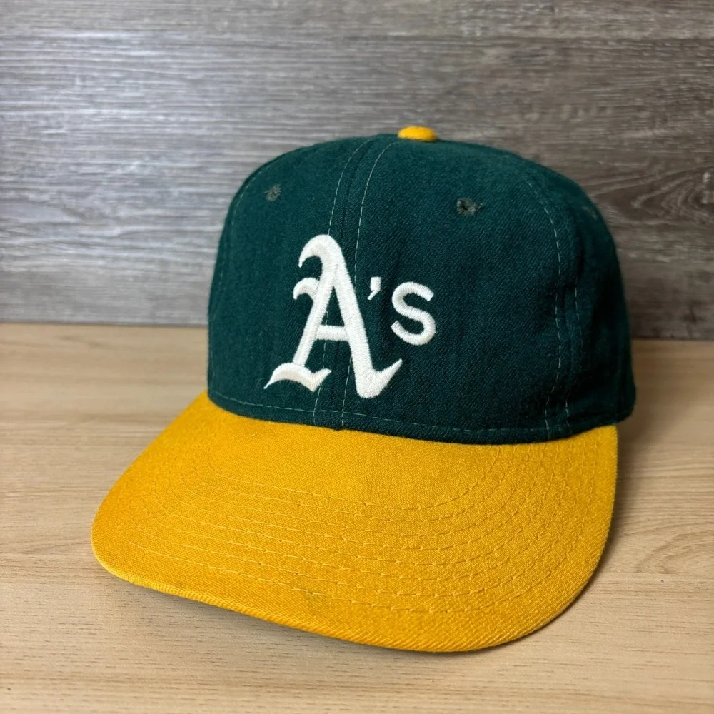 Vintage Oakland Athletics Hat Cap Fitted 7 Green Wool New Era USA Made
